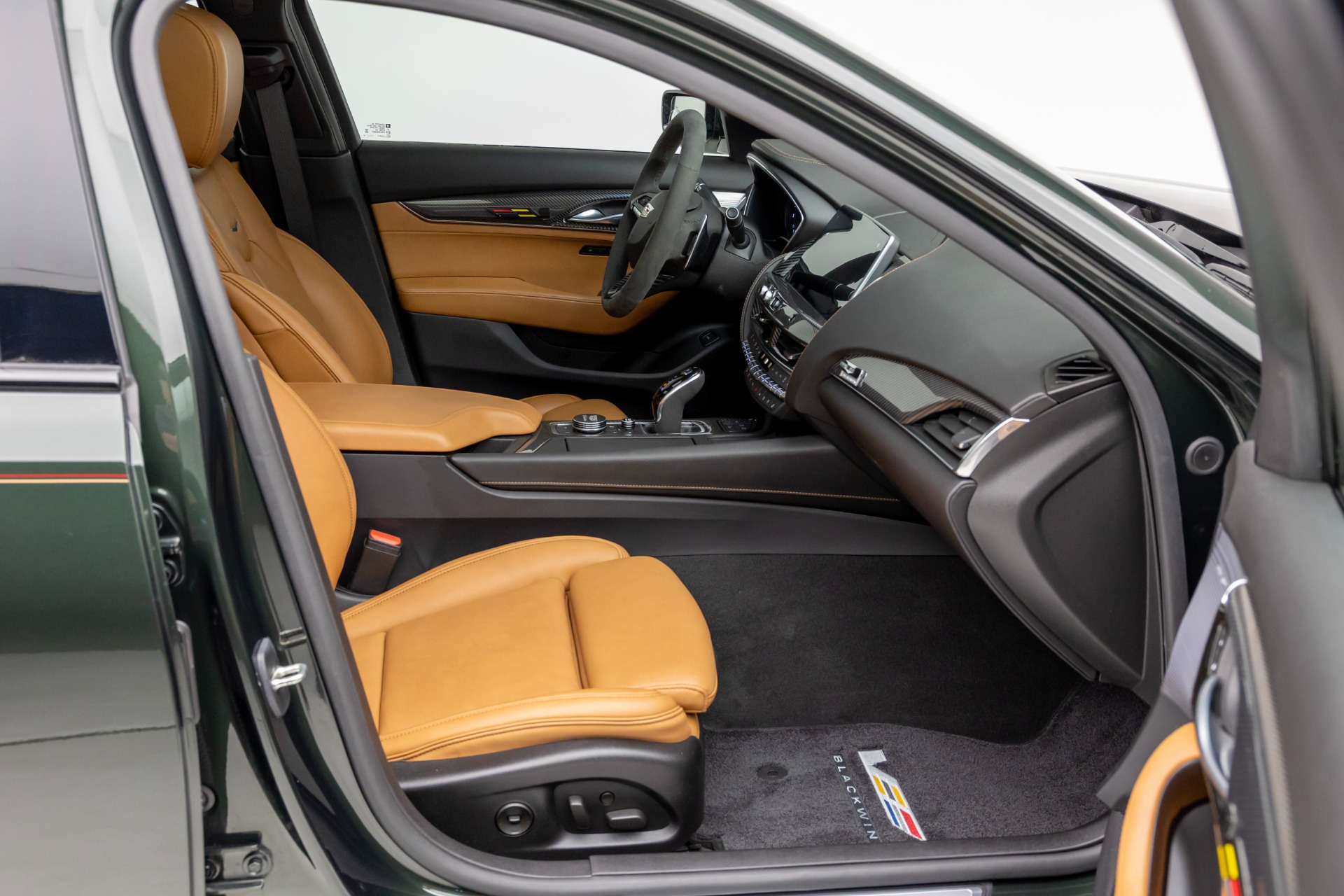 2020 Cadillac CT5-V Series 3