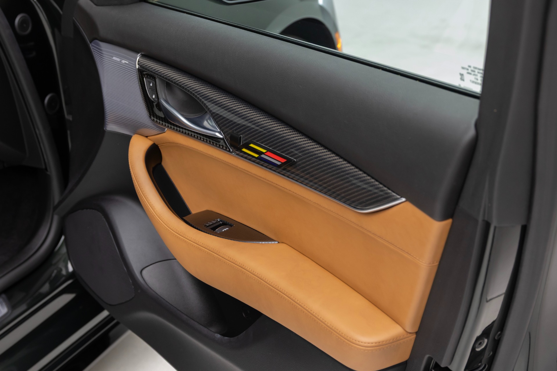 2020 Cadillac CT5-V Series 6