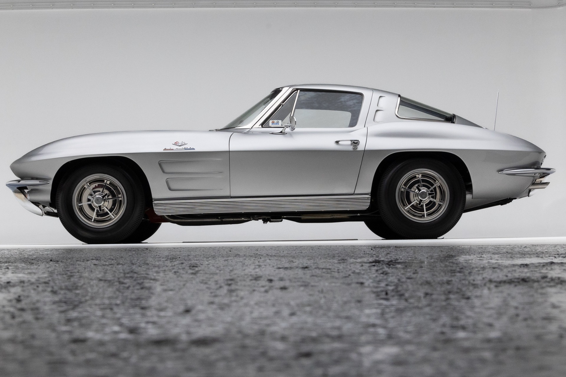 1963 Chevrolet Corvette 26