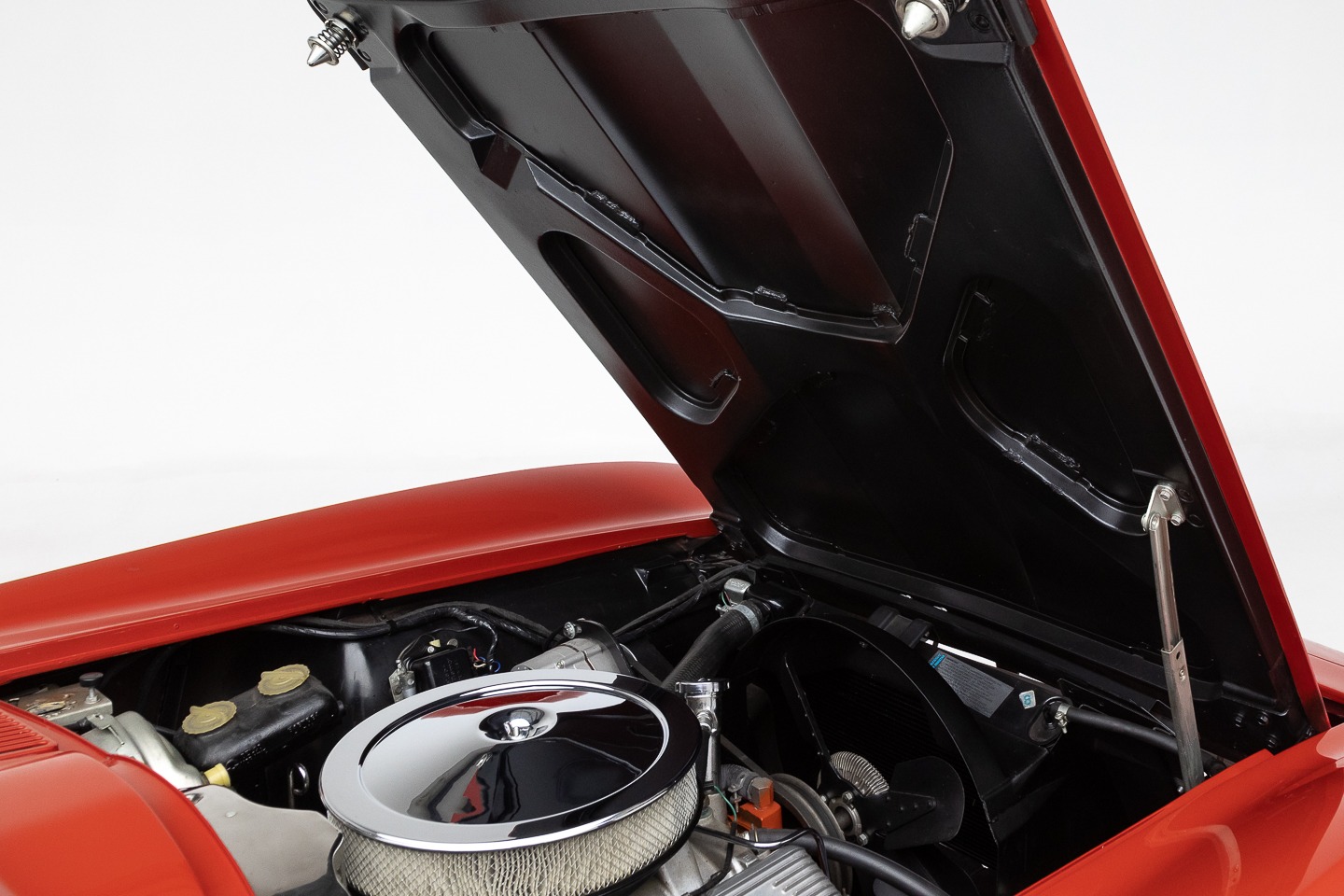 1966 Chevrolet Corvette 29