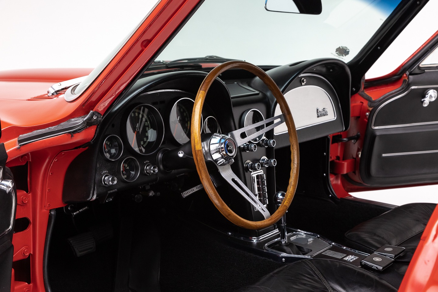 1966 Chevrolet Corvette 46