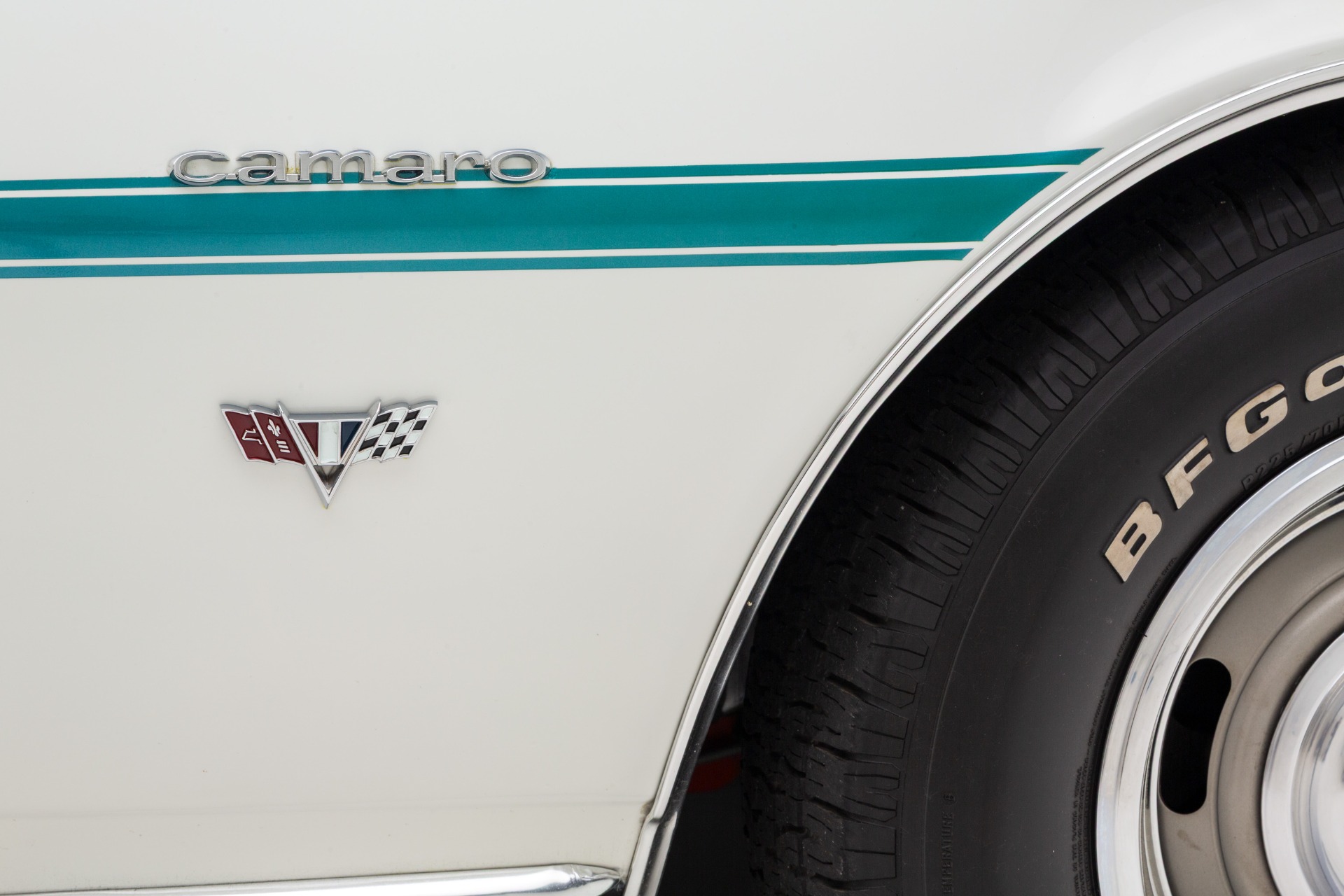 1967 Chevrolet Camaro 19