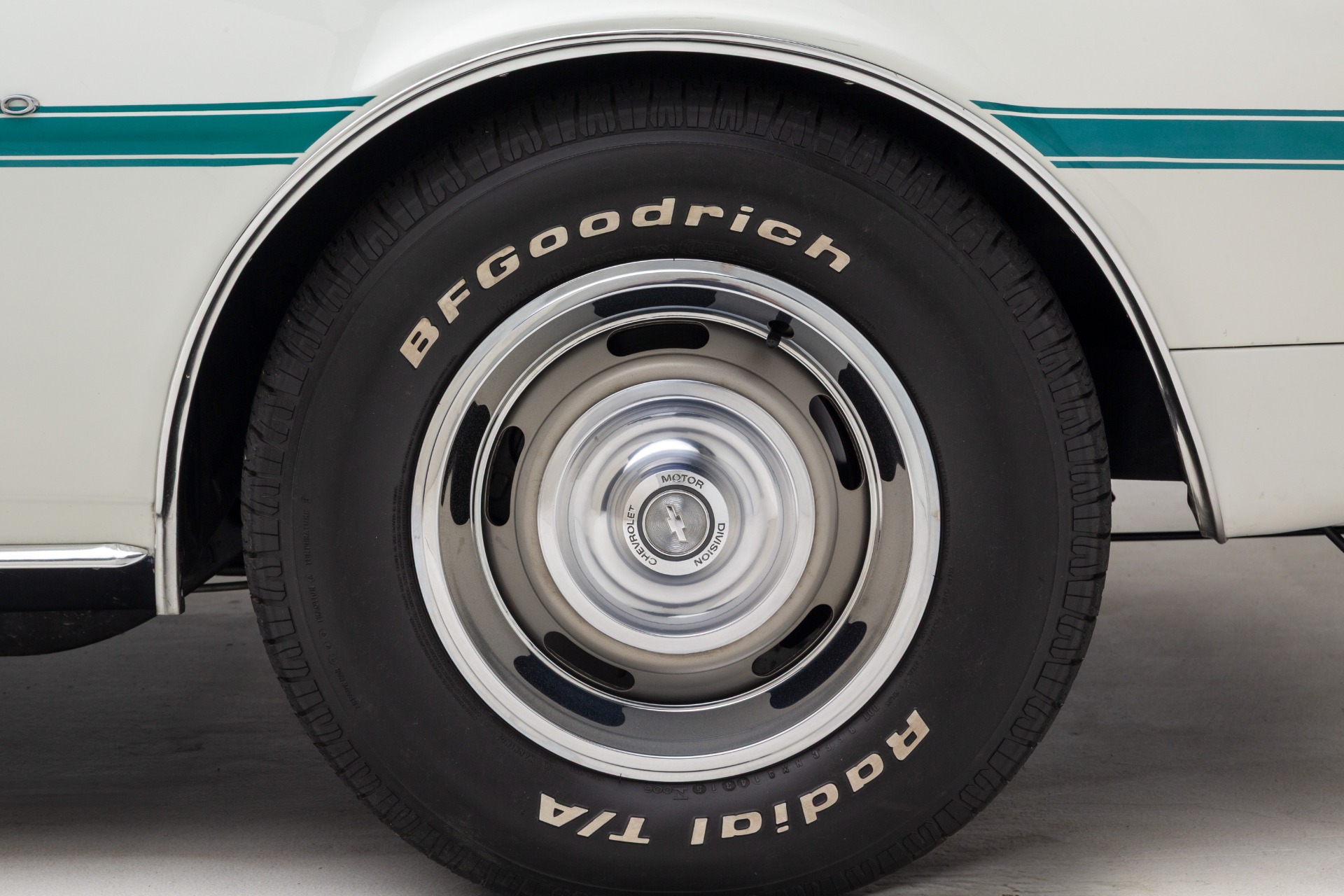 1967 Chevrolet Camaro 6