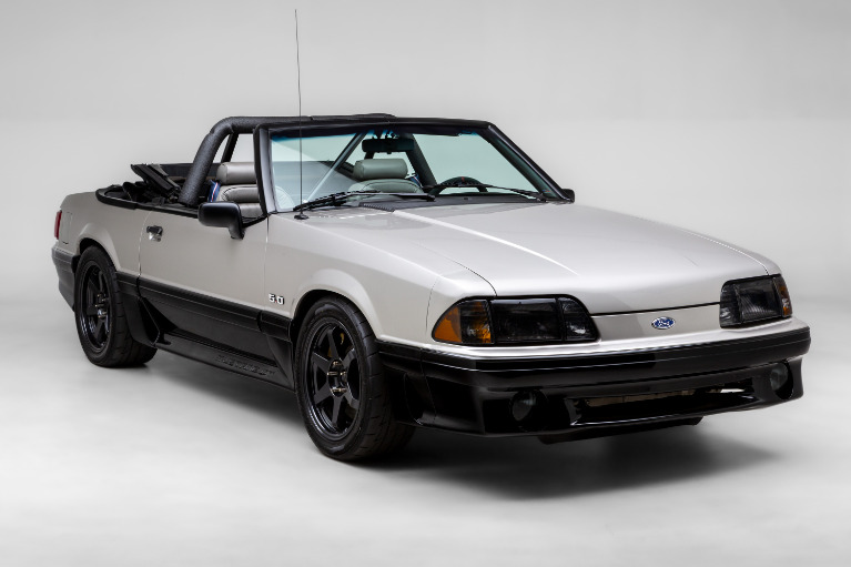 1990 Ford Mustang's photo