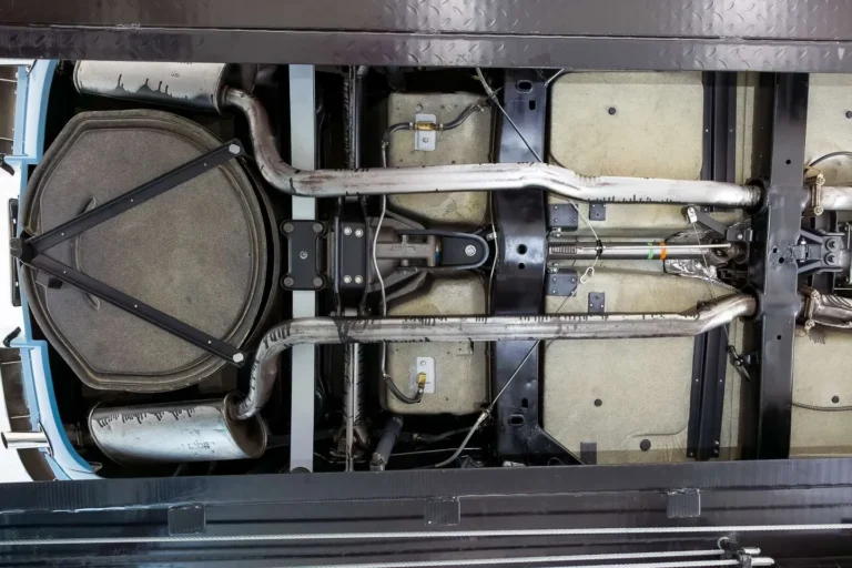 1965-Corvette-UNDERCARRIAGE-V3849-resize-4x6-13-of-28.jpg