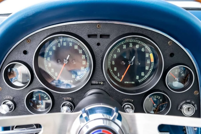 1965_corvette_coupe_nassau-blue_V3849-resize-web-69-scaled.jpg