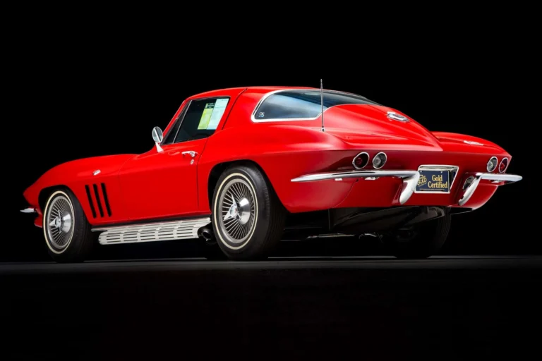 1966CorvetteBigTank-RallyRed-14-scaled.jpg