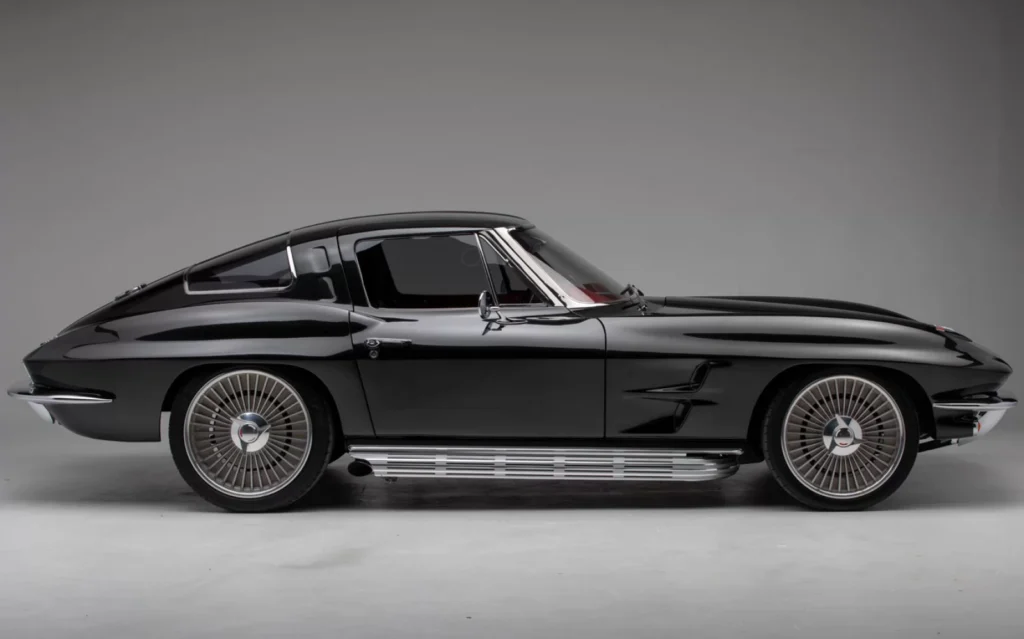chevrolet-corvette-split1